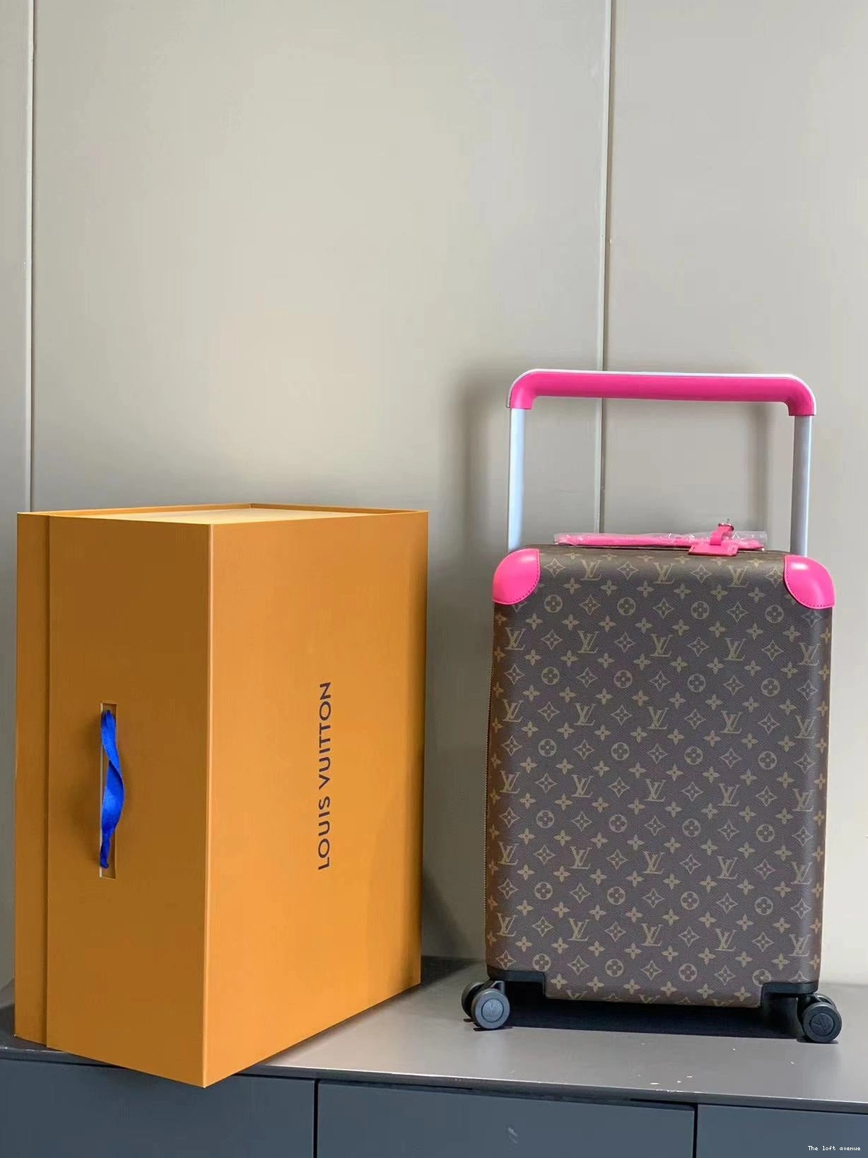55 SUITCASE CUSTOM MACASSAR CANVAS CABIN HORIZON 37L 0814